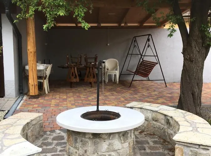 Dombi Porta * Erdőbénye